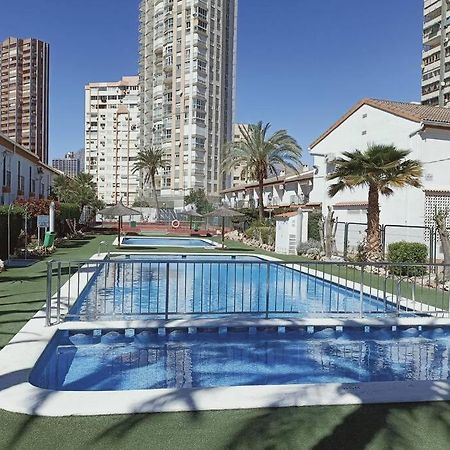 2 Bedroom Townhouse In Beautiful Gated Complex Benidorm Eksteriør billede