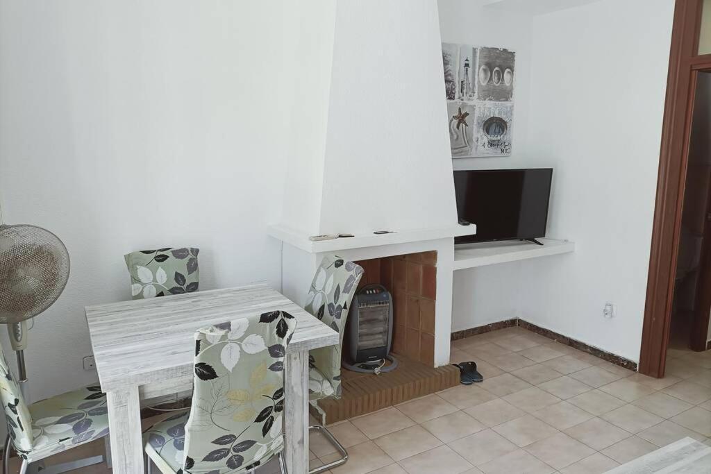 2 Bedroom Townhouse In Beautiful Gated Complex Benidorm Eksteriør billede