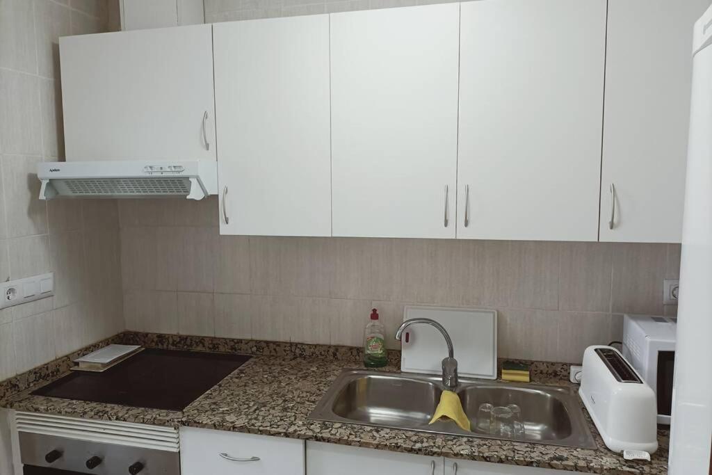 2 Bedroom Townhouse In Beautiful Gated Complex Benidorm Eksteriør billede